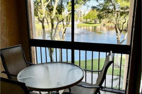 Condominio en Delray Beach, Florida, 2 dormitorios  № 2250750