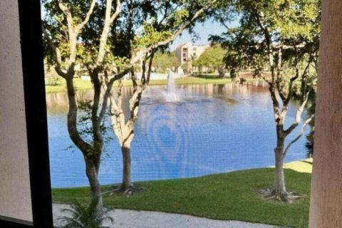 Condominio en alquiler en Delray Beach, Florida, 2 dormitorios, 109.16 m2 № 2250750 - foto 2