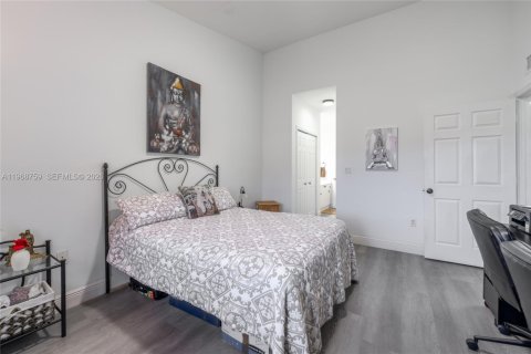 Villa ou maison à vendre à Homestead, Floride: 2 chambres, 98.2 m2 № 2179902 - photo 8