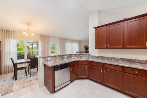 Villa ou maison à vendre à Port St. Lucie, Floride: 3 chambres, 189.06 m2 № 2250228 - photo 6