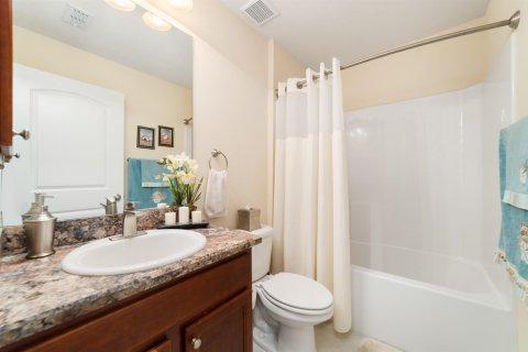 Villa ou maison à vendre à Port St. Lucie, Floride: 3 chambres, 189.06 m2 № 2250228 - photo 11