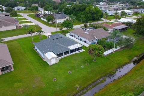 Villa ou maison à vendre à Port St. Lucie, Floride: 3 chambres, 189.06 m2 № 2250228 - photo 26