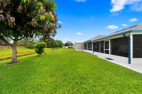 Villa ou maison à vendre à Port St. Lucie, Floride: 3 chambres, 189.06 m2 № 2250228 - photo 24
