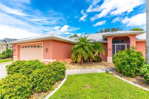 Casa en venta en Punta Gorda, Florida, 3 dormitorios, 176.61 m2 № 1914679 - foto 2