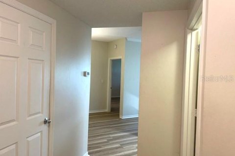 Condo in Sarasota, Florida, 2 bedrooms  № 1788072 - photo 2