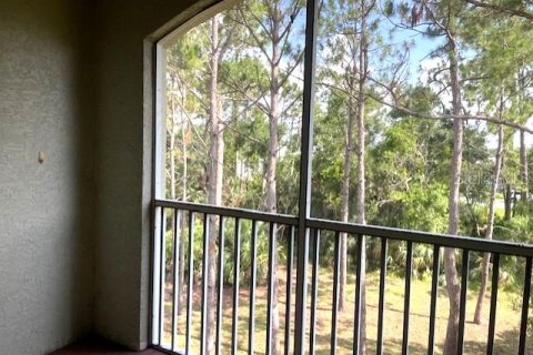 Condo in Sarasota, Florida, 2 bedrooms  № 1788072 - photo 9