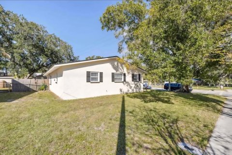 Casa en venta en Clearwater, Florida, 4 dormitorios, 144 m2 № 2217971 - foto 3