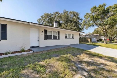 Casa en venta en Clearwater, Florida, 4 dormitorios, 144 m2 № 2217971 - foto 4