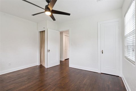 House in Sanford, Florida 3 bedrooms, 209.96 sq.m. № 2259314 - photo 18