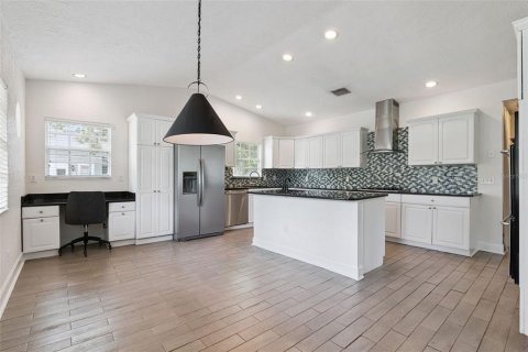 House in Sanford, Florida 3 bedrooms, 209.96 sq.m. № 2259314 - photo 10