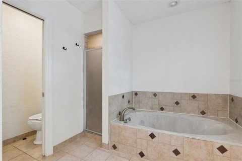 House in Sanford, Florida 3 bedrooms, 209.96 sq.m. № 2259314 - photo 22