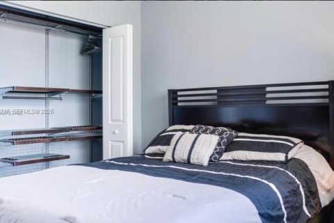 Купить кондоминиум в Майами, Флорида 2 спальни, 85.75м2, № 2006585 - фото 5