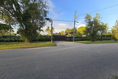 Casa en venta en Homestead, Florida, 6 dormitorios, 246.84 m2 № 1952019 - foto 6