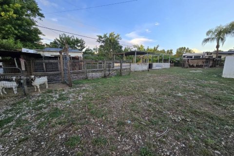 Casa en venta en Homestead, Florida, 6 dormitorios, 246.84 m2 № 1952019 - foto 30