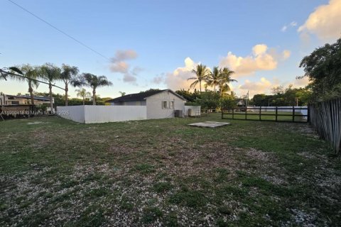 Casa en venta en Homestead, Florida, 6 dormitorios, 246.84 m2 № 1952019 - foto 29