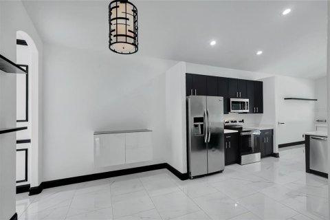 Villa ou maison à vendre à Ellenton, Floride: 3 chambres, 189.71 m2 № 2352288 - photo 19