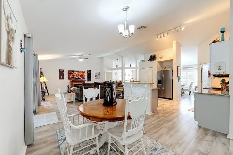 Villa ou maison à vendre à Homosassa, Floride: 4 chambres, 202.16 m2 № 2406800 - photo 17