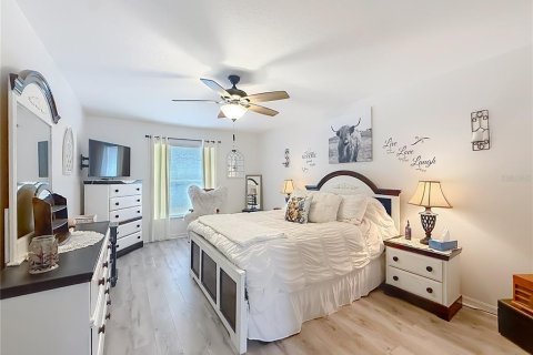 Villa ou maison à vendre à Homosassa, Floride: 4 chambres, 202.16 m2 № 2406800 - photo 25