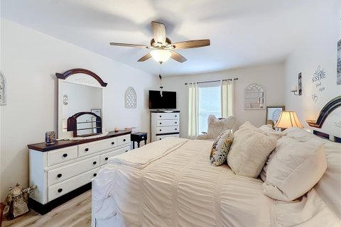 Villa ou maison à vendre à Homosassa, Floride: 4 chambres, 202.16 m2 № 2406800 - photo 27