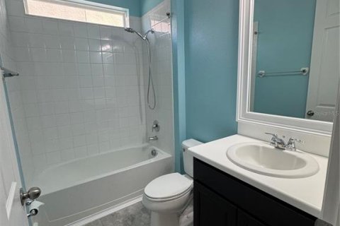 House in Apopka, Florida 3 bedrooms, 168.25 sq.m. № 1532269 - photo 12