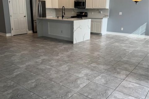 House in Apopka, Florida 3 bedrooms, 168.25 sq.m. № 1532269 - photo 6