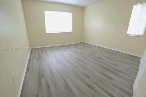 Condo in Coconut Creek, Florida, 2 bedrooms  № 2069365 - photo 20