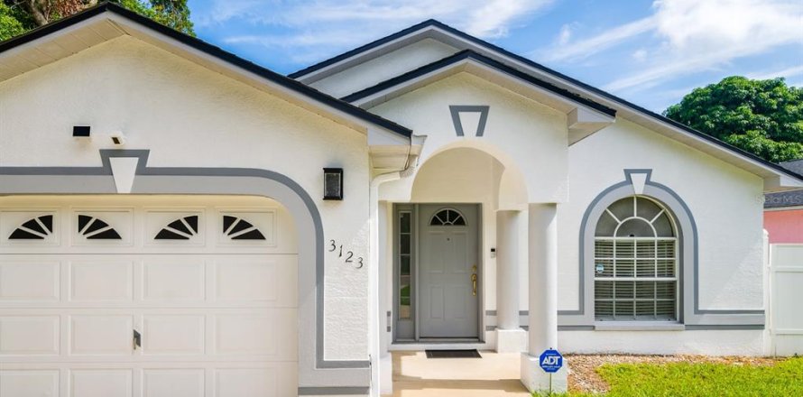 Casa en Tampa, Florida 3 dormitorios, 137.22 m2 № 1563428