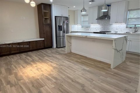 Villa ou maison à louer à Lauderhill, Floride: 3 chambres, 147.71 m2 № 2075158 - photo 9