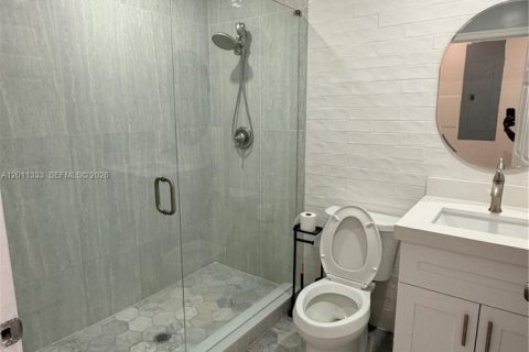 Villa ou maison à louer à Lauderhill, Floride: 3 chambres, 147.71 m2 № 2075158 - photo 12