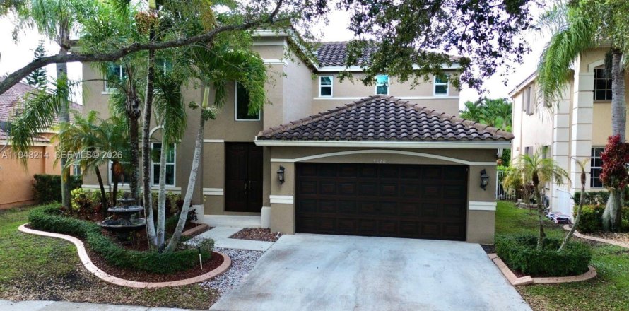 Дом в Уэстон, Флорида 4 спальни, 262.54м2 № 2004205