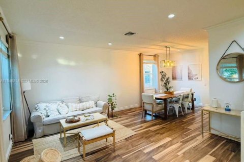 Снять в аренду виллу или дом в Уэстон, Флорида 4 спальни, 262.54м2, № 2004205 - фото 7