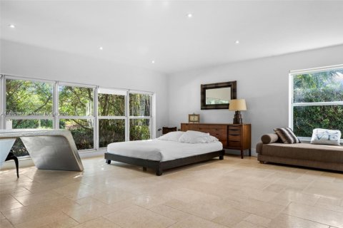 House in Southwest Ranches, Florida 4 bedrooms, 284.19 sq.m. № 1923216 - photo 13