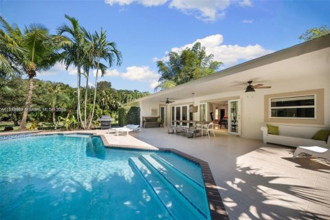 House in Southwest Ranches, Florida 4 bedrooms, 284.19 sq.m. № 1923216 - photo 25