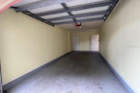 Condo in Altamonte Springs, Florida, 2 bedrooms  № 2220607 - photo 17