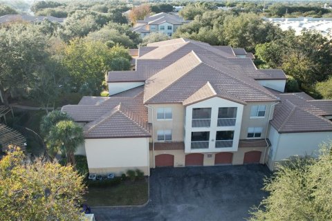 Condo in Altamonte Springs, Florida, 2 bedrooms № 2220607