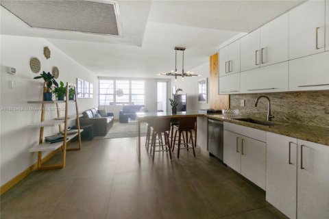 Copropriété à vendre à Miami Beach, Floride: 1 chambre № 1895895 - photo 7