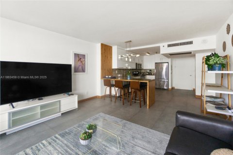 Copropriété à vendre à Miami Beach, Floride: 1 chambre № 1895895 - photo 11