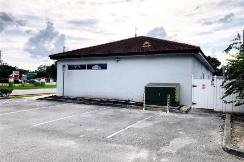 Commercial property in Kissimmee, Florida 193.61 sq.m. № 1368318 - photo 6