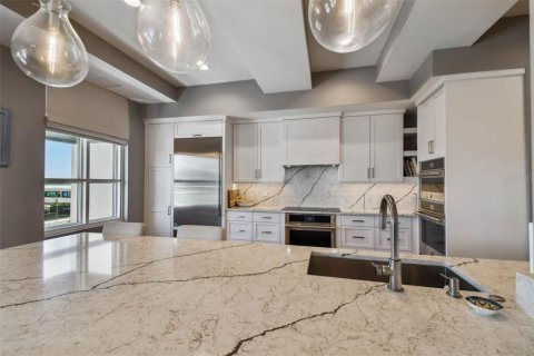 Adosado en venta en Tampa, Florida, 2 dormitorios, 148.74 m2 № 1841540 - foto 22
