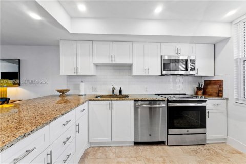 Copropriété à vendre à Juno Beach, Floride: 2 chambres, 120.31 m2 № 2411976 - photo 10