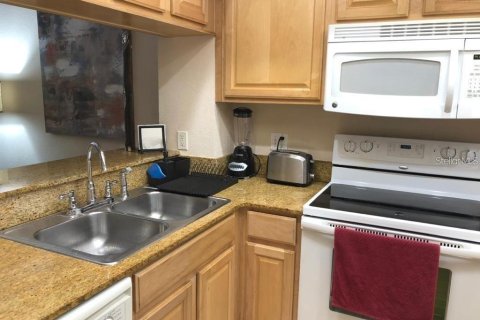 Townhouse in Clearwater, Florida 3 bedrooms, 111.48 sq.m. № 2391463 - photo 6
