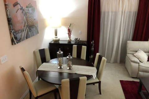 Townhouse in Clearwater, Florida 3 bedrooms, 111.48 sq.m. № 2391463 - photo 5