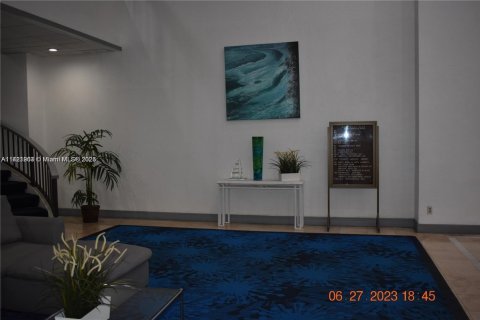 Commercial property in North Miami, Florida № 1710426 - photo 26