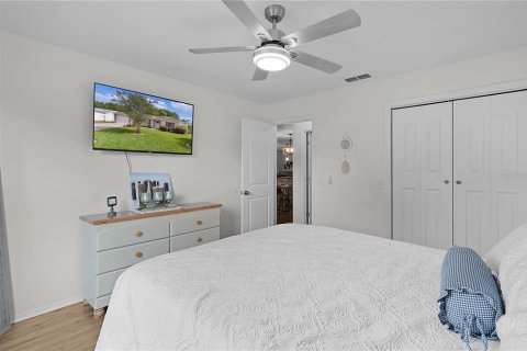 House in The Villages, Florida 3 bedrooms, 128.95 sq.m. № 1515475 - photo 17