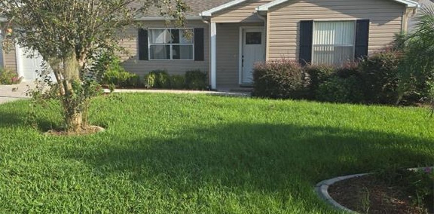 House in The Villages, Florida 3 bedrooms, 128.95 sq.m. № 1515475