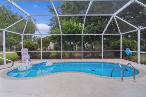 House in The Villages, Florida 3 bedrooms, 128.95 sq.m. № 1515475 - photo 13