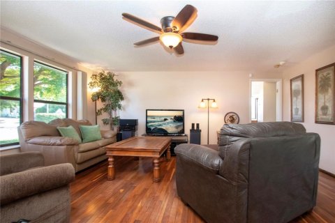 House in Bradenton, Florida 2 bedrooms, 113.34 sq.m. № 1839900 - photo 18