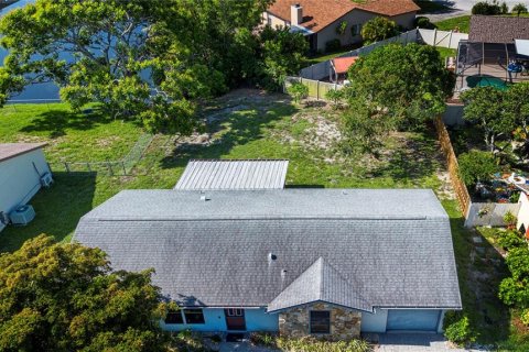 House in Bradenton, Florida 2 bedrooms, 113.34 sq.m. № 1839900 - photo 5