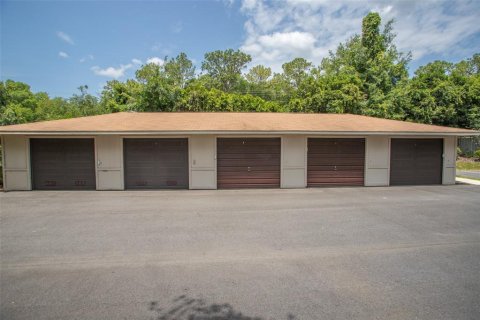 Condo in Melrose, Florida, 2 bedrooms  № 1788318 - photo 7