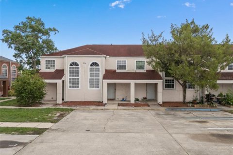 Touwnhouse à vendre à Kissimmee, Floride: 2 chambres, 113.06 m2 № 1773470 - photo 1
